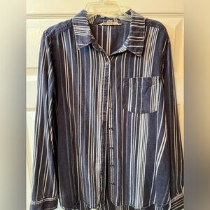 Vanilla Star- Striped button down. Size L